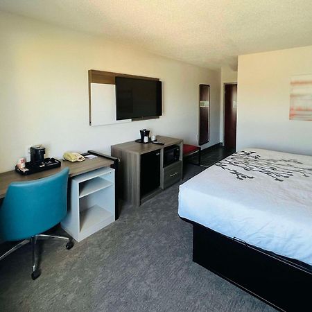 Comfort Inn Эмпория Экстерьер фото
