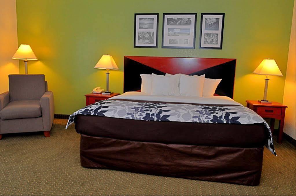 Comfort Inn Эмпория Экстерьер фото